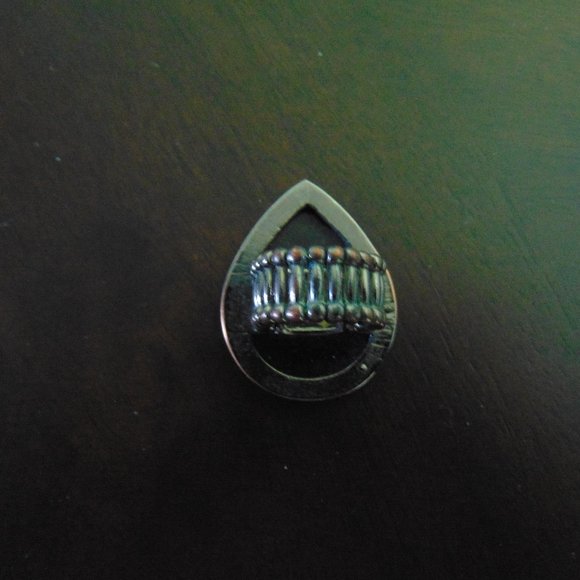 Costume Jewelry- heart ring-black - Picture 9 of 12